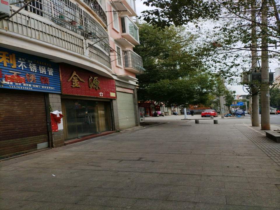 金源旧车商行(光明路店)