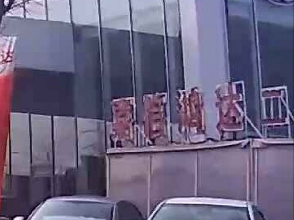 嘉信鸿达二手车营地